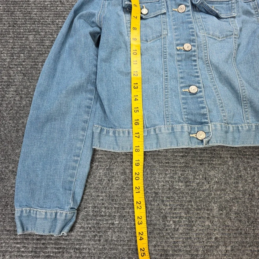 Gap Denim Trucker Jacket Girl's Size XXL Blue Light Wash Button Front Stretch